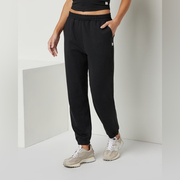 Vuori Pants - Vuori Boyfriend Sweatpant
